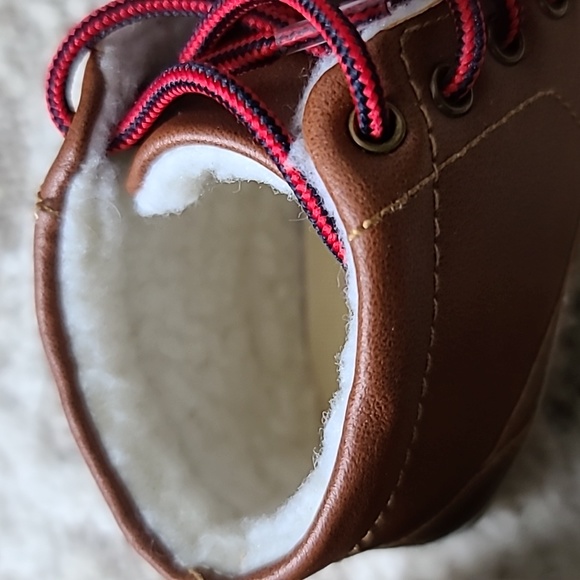 2 for $25 - NWOT - baby GAP 12-18m Boys Fleece Lined Brown Soft Sole Boots - Picture 3 of 6